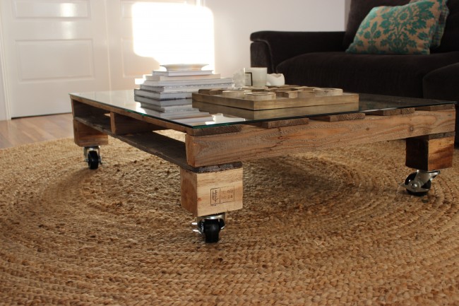 diy pallet coffee table