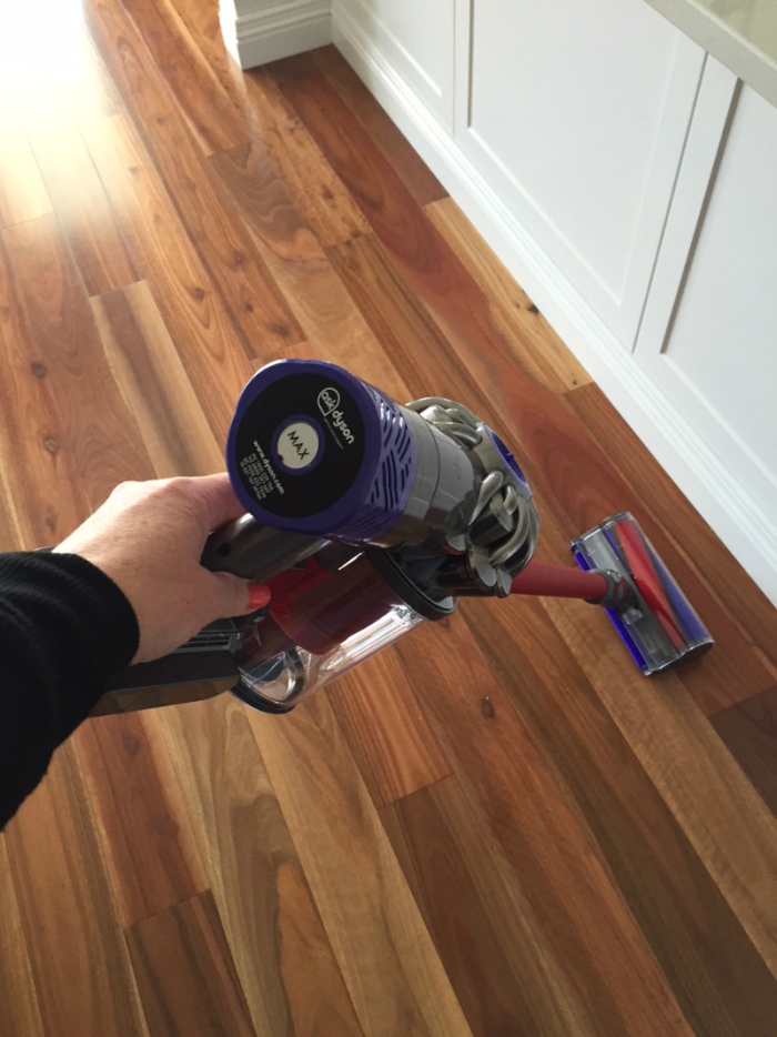 Dyson V6 Absolute - 2